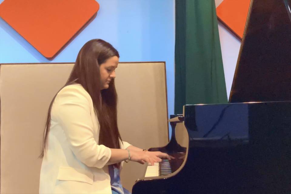 Elisa Minelli canto e piano