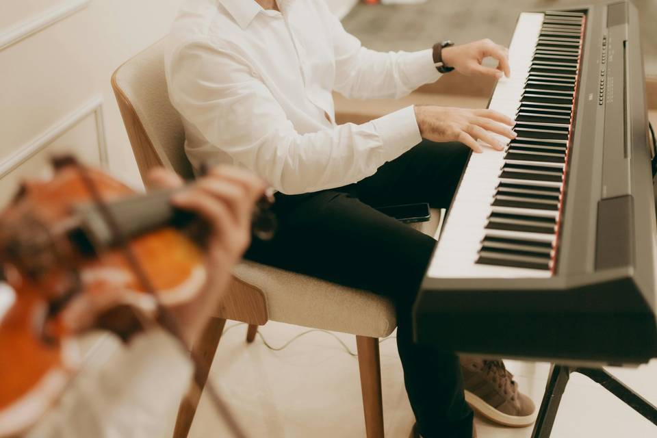 Silvan, organista e pianista