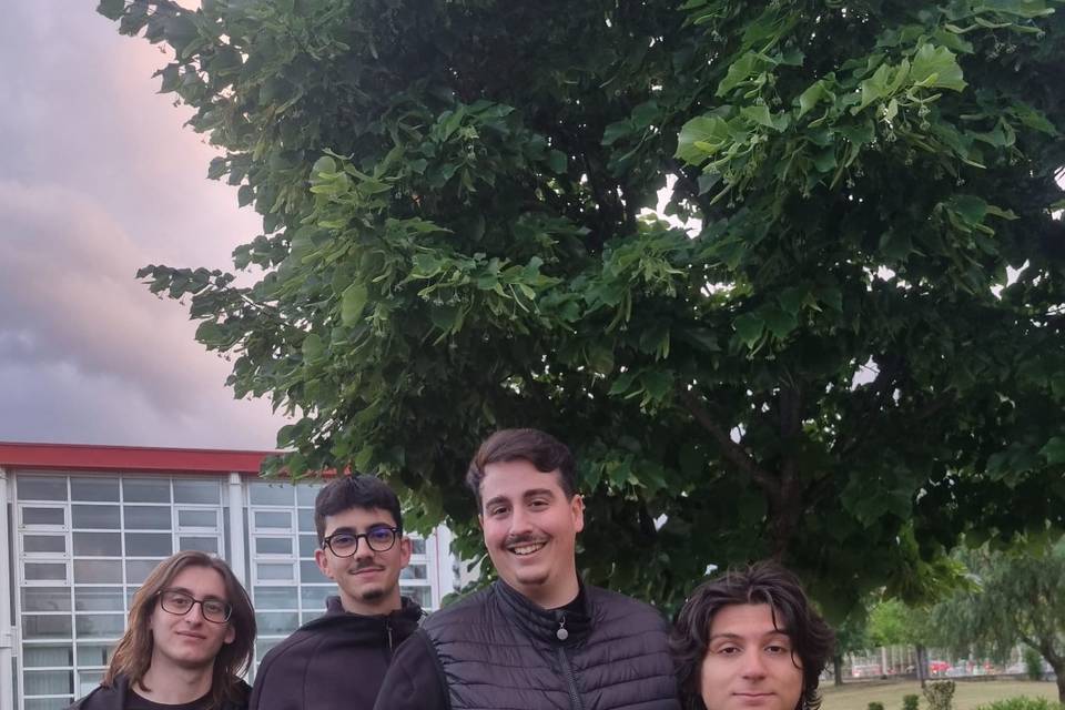 Un pó seri🤣