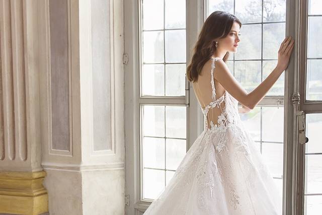 Atelier Barbara Sposa - Consulta la disponibilità e i prezzi