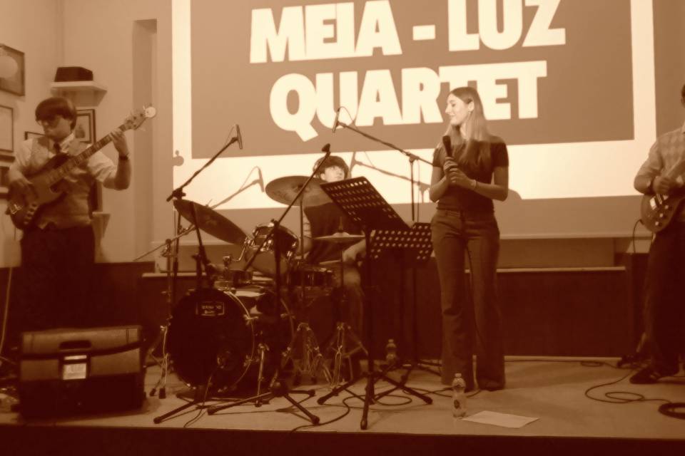 Meia-Luz Quartet