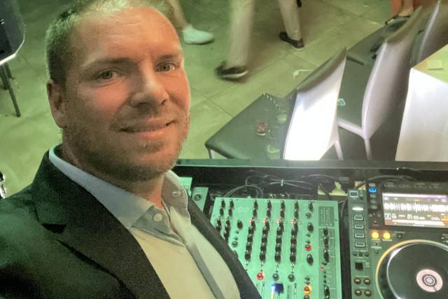 DJ per matrimoni specializzato