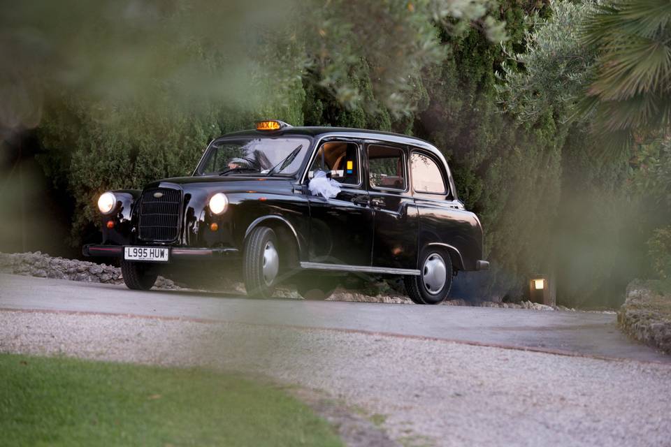 Wedding taxi