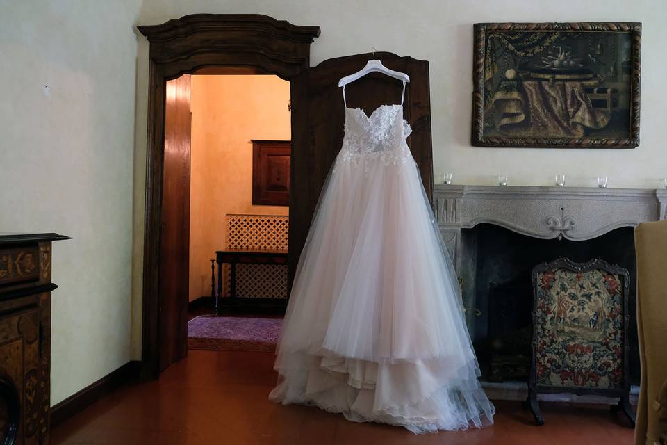 L'abito attende la sposa