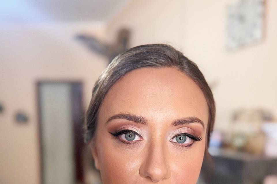 Rosanna Malla Make-up Artist