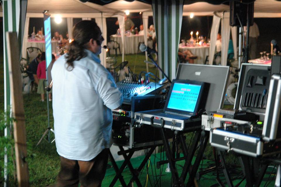 RickyDj Karaoke Music Live