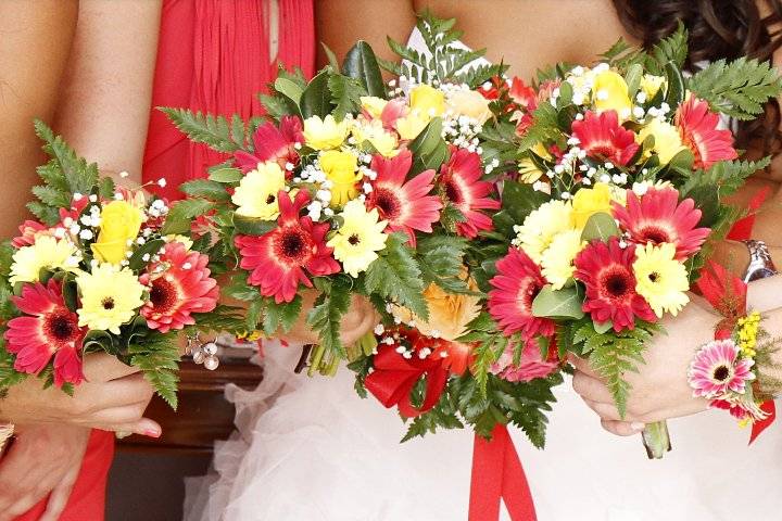 Bouquet e bracciali damigelle