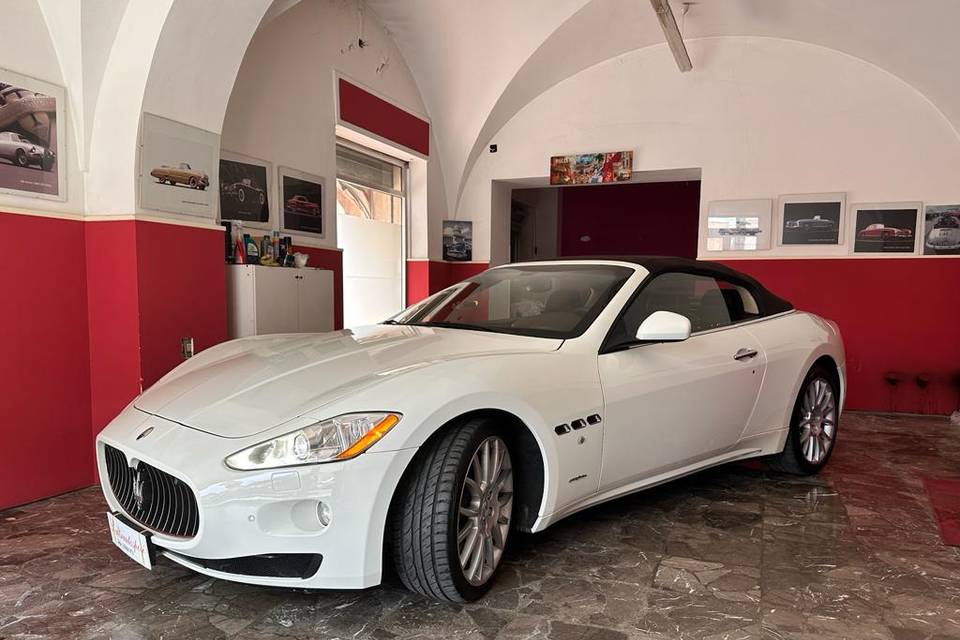 Maserati Cabrio motore Ferrari