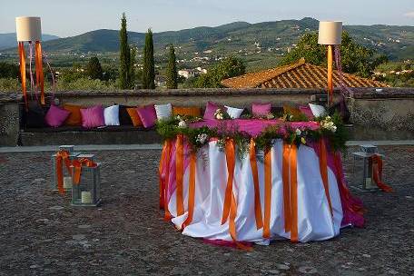 Matrimonio con colori etnici