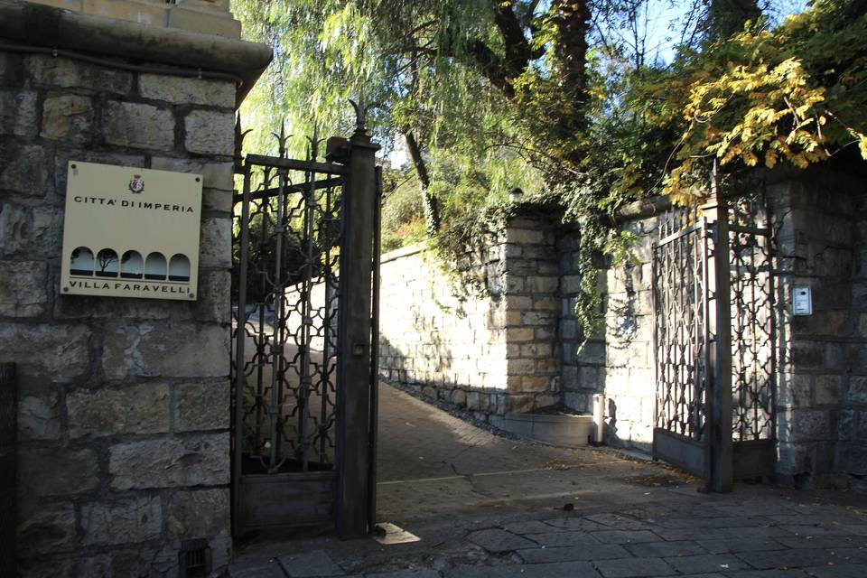 L'Ingresso