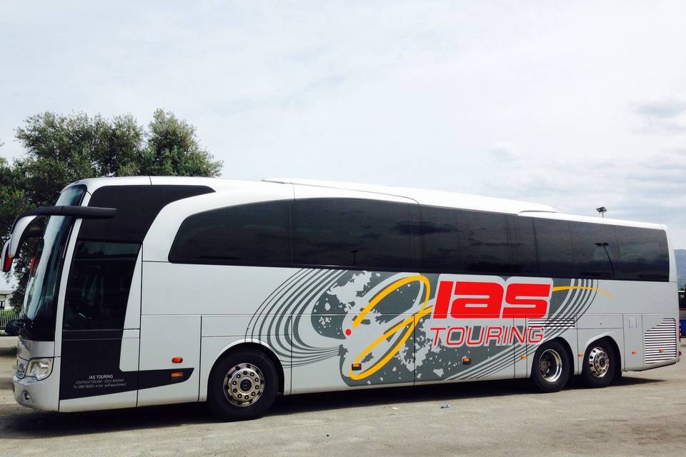 Bus granturismo 63 posti