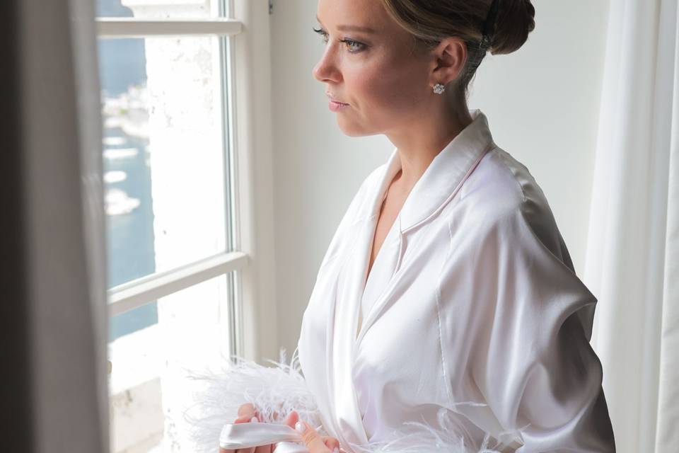 Elegant makeup and hairstyle