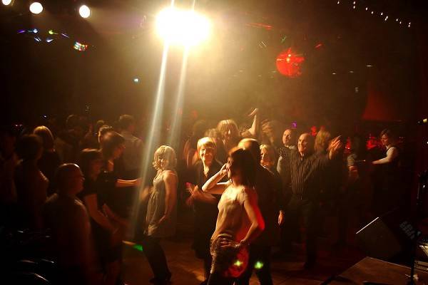 Let's groove dal vivo