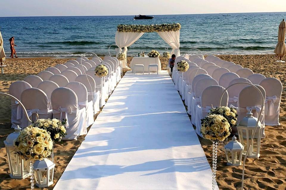 Cerimonia in spiaggia