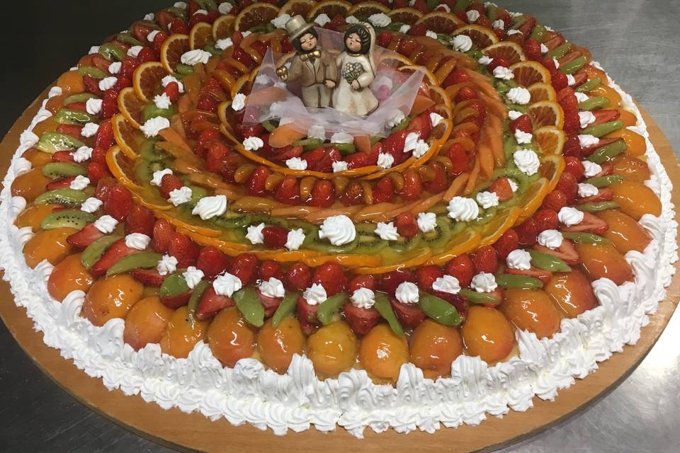 Torta di frutta nuziale