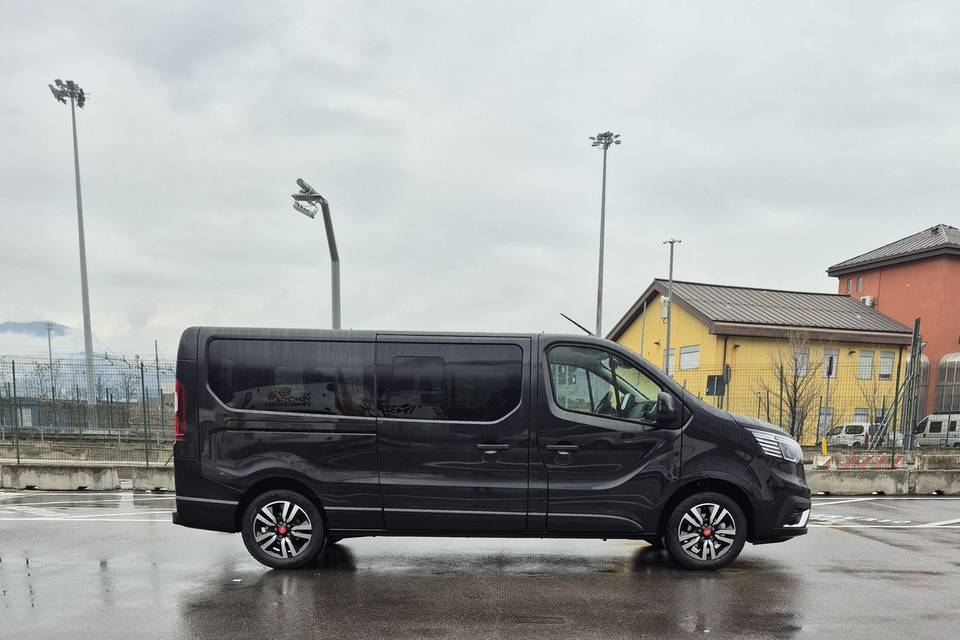 VAN LONG VERSION 8 SEATS + D