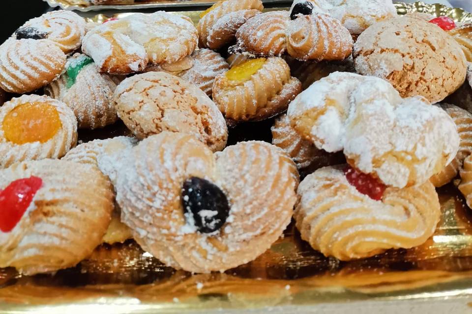 Pasticcini secchi per buffet