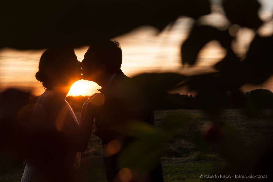 Foto al tramonto degli sposi