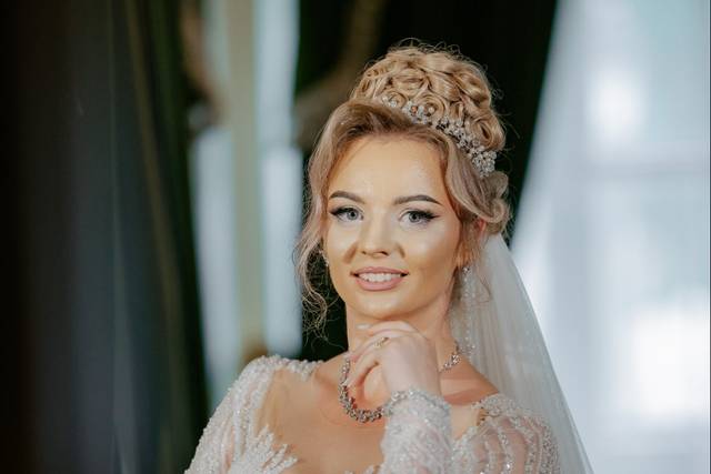 Sposa frontale