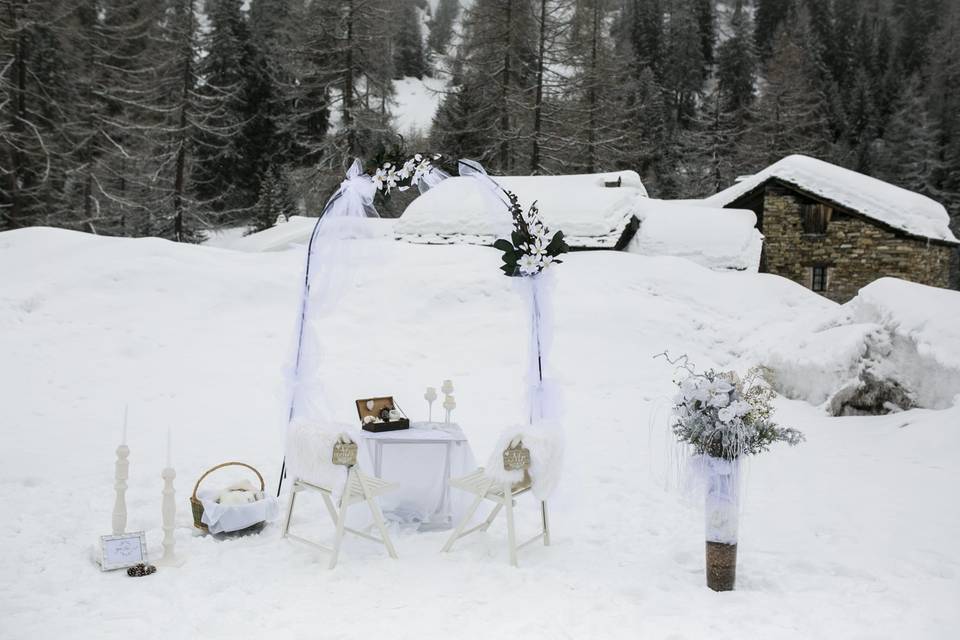 Engagement in the snow