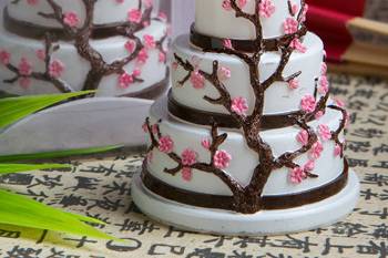 Candela Wedding Cake