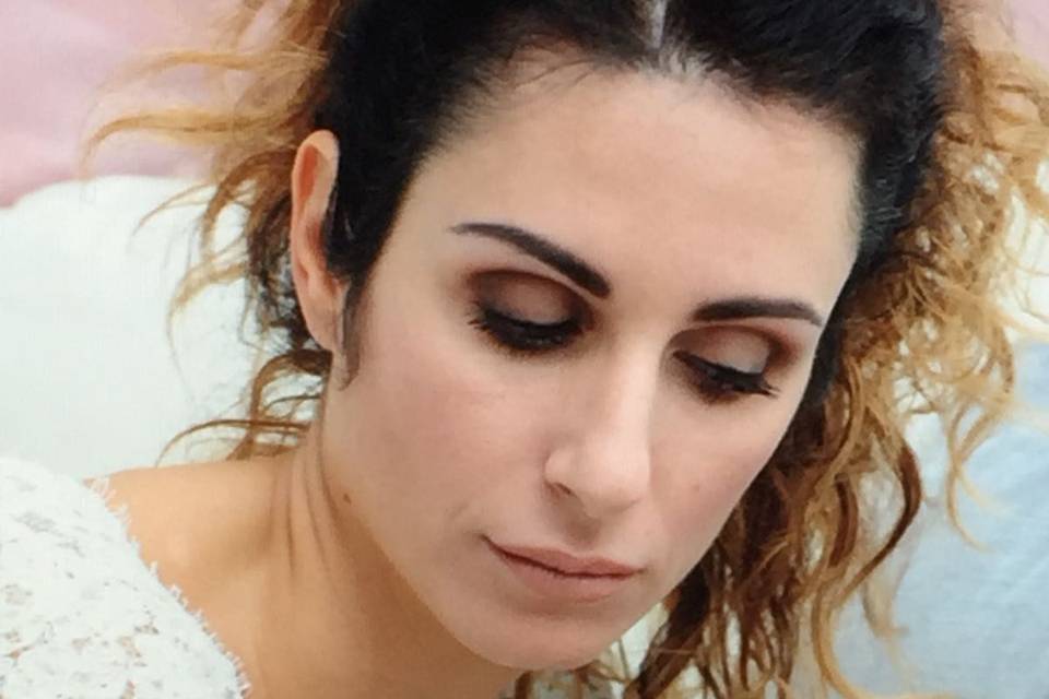 Easy Make Up di Francesca Calabrò