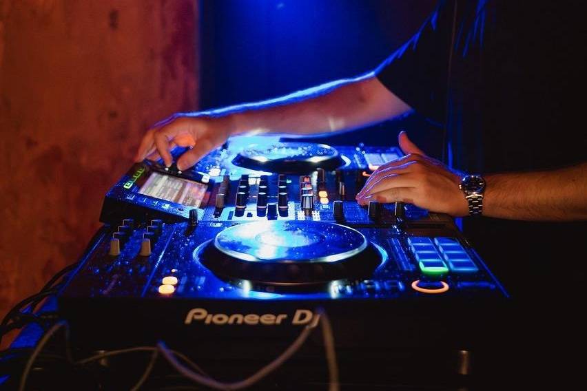 Dj - Aperitivo