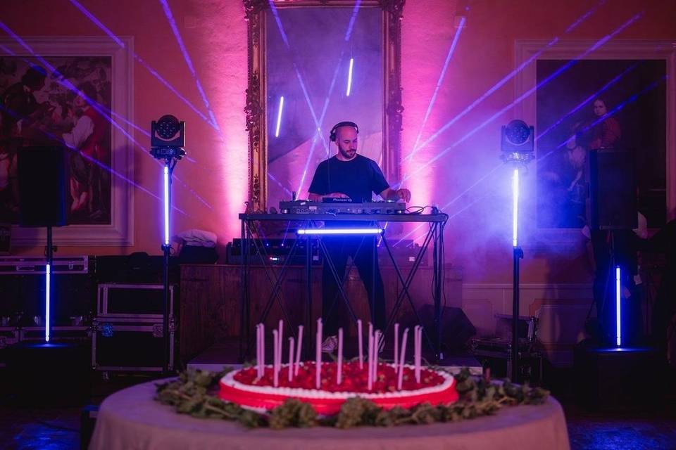 Dj - Open bar