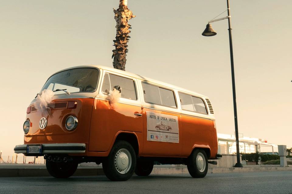 Vw T2 arancione