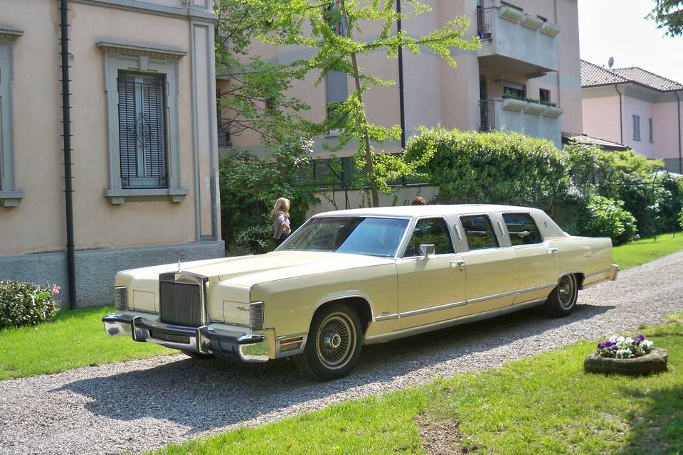 Sogno Americano - Lincoln Limousine