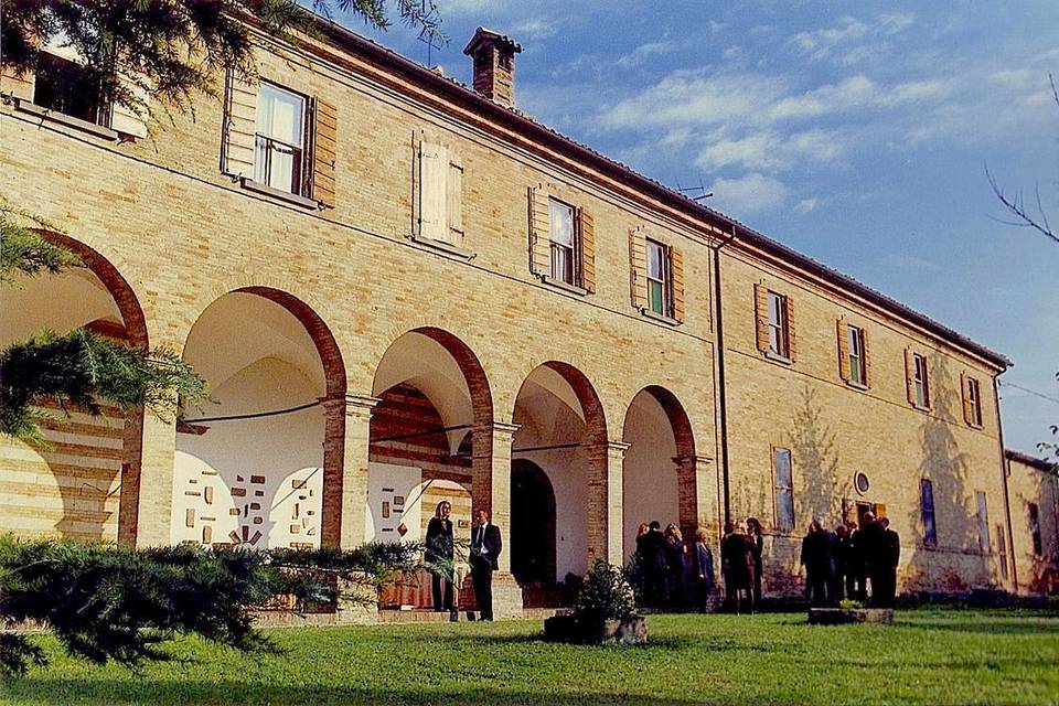 Porticato all'ingresso