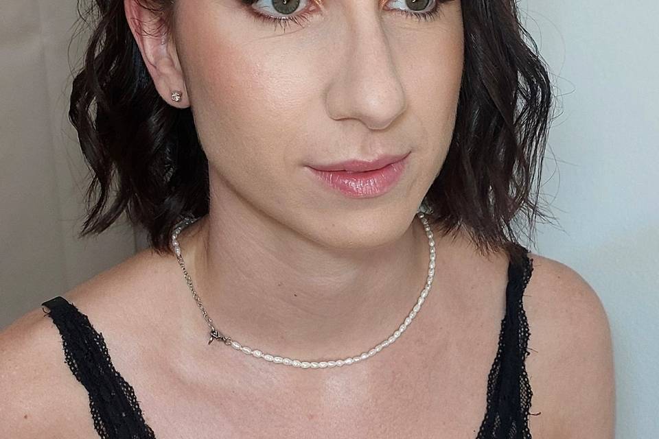 Makeup Testimone