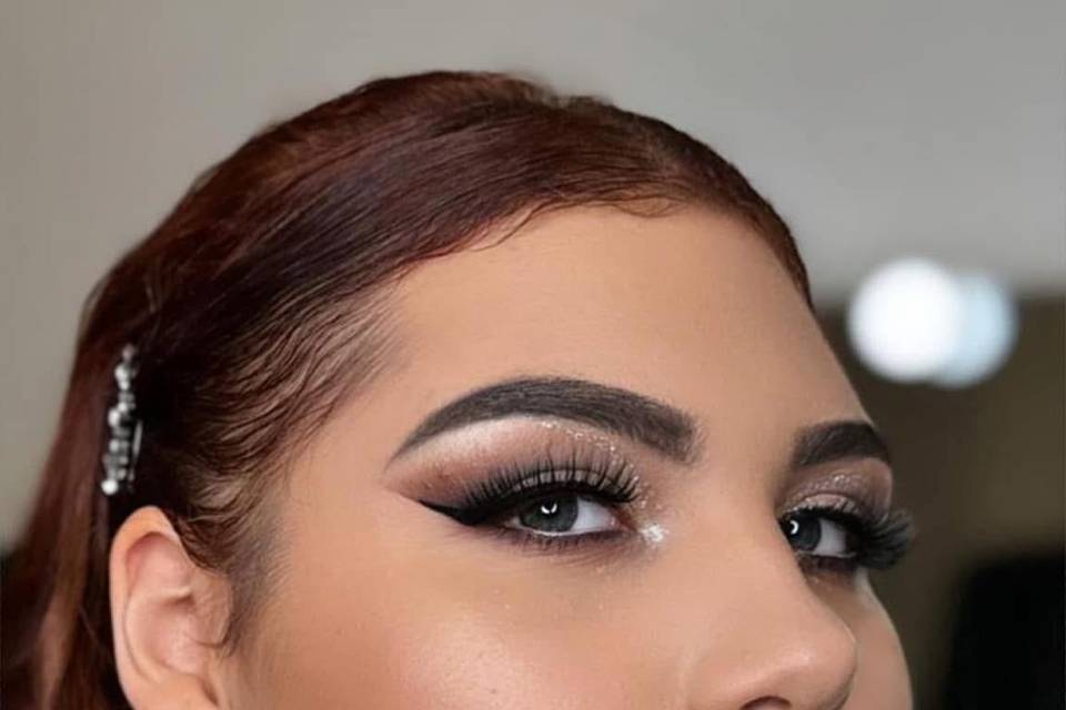 Arabic make-up