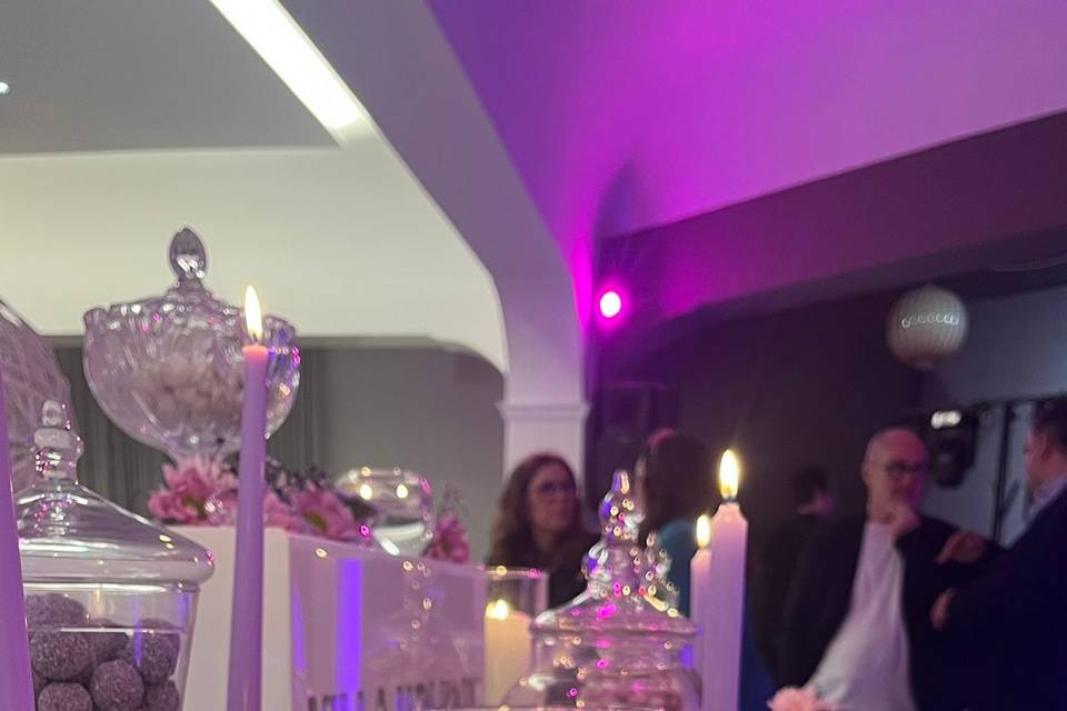 Confettata a tema