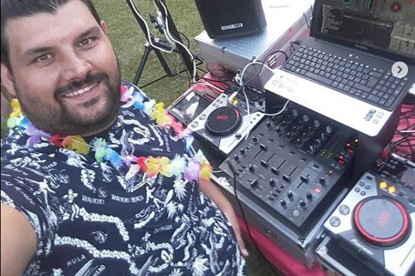 Dj Festa privata Hawaiana