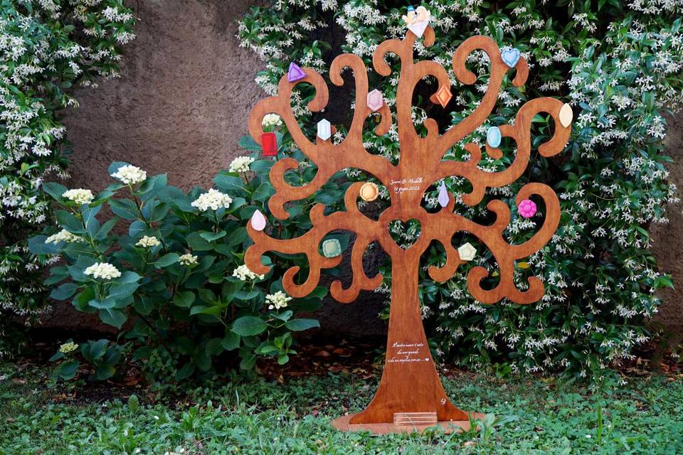 Albero sul Lago