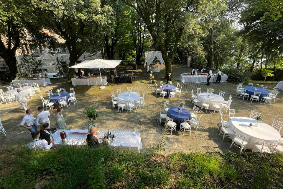 Aperitivo piazzale bosco