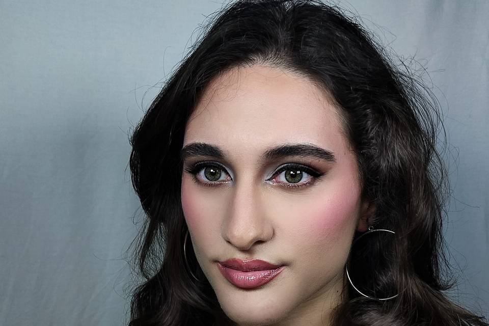 Makeup pink tone