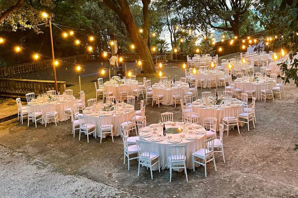 Cena piazzale bosco