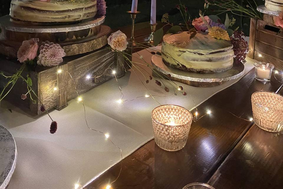 Cake table