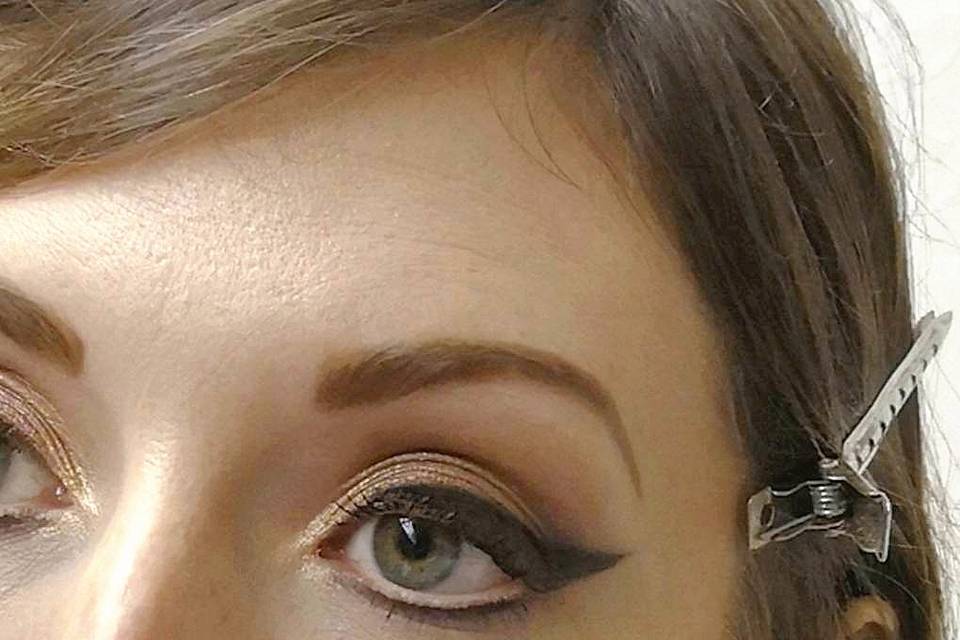 Eyeliner per occhio piccolo