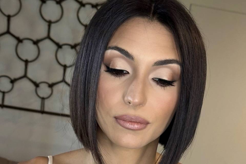 Bridal make-up