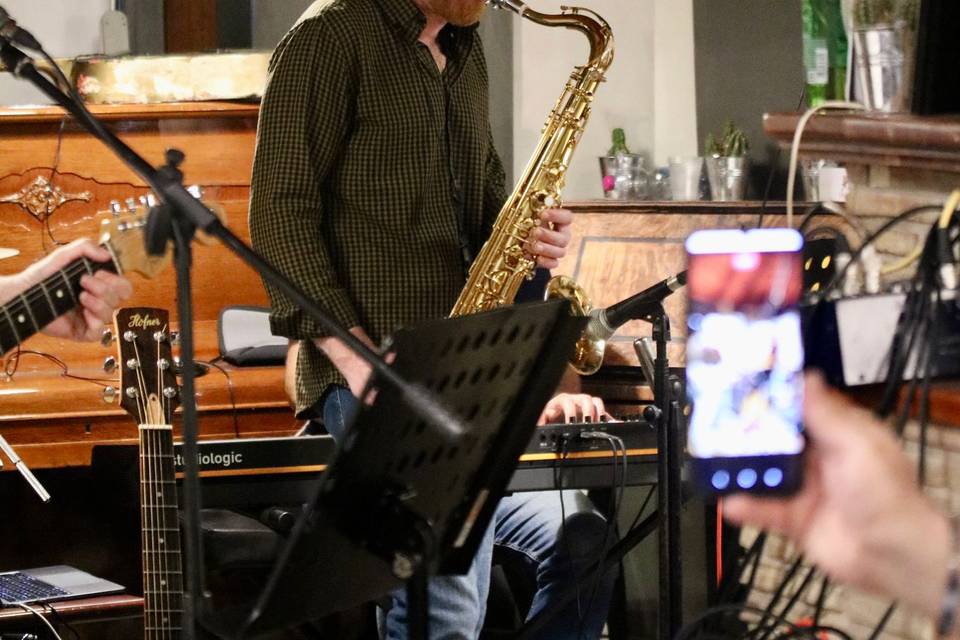 Tommaso Miranda - sax