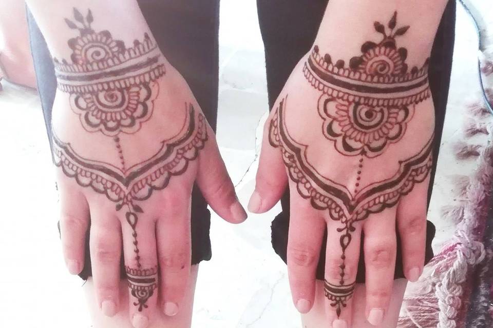 Mehndi sposa semplice