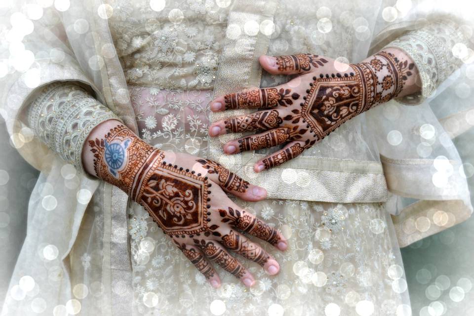 Mehndi sposa medio