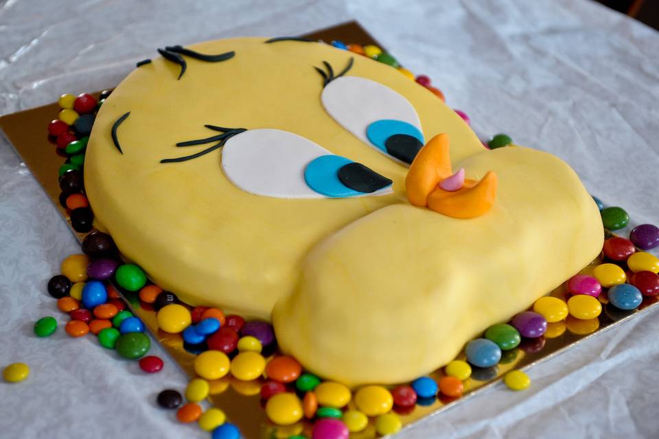Torta a tema