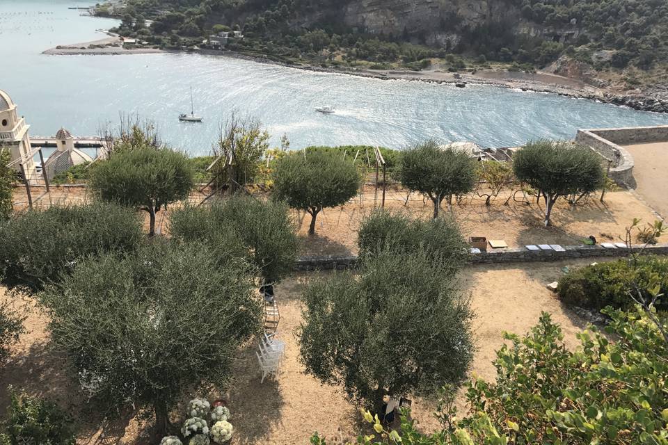 Aperitivo con vista mare