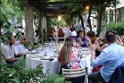 Cena in giardino