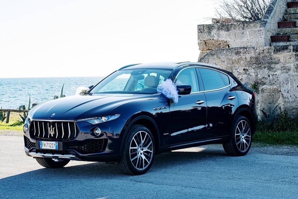 Maserati levante blu granlusso