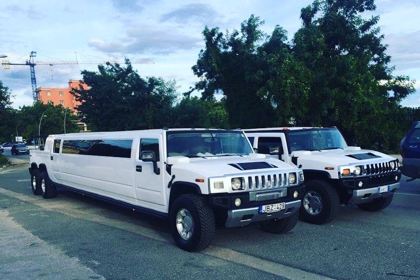 Hummer h2 limousine